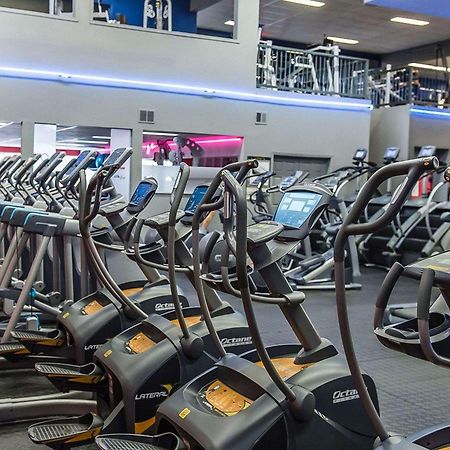Quality Inn & Suites Гатино Экстерьер фото